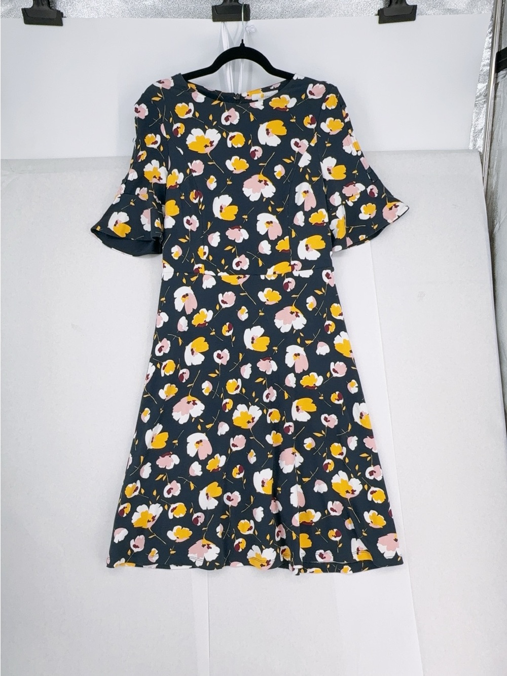 Boden Alexis Navy Yellow Floral Jersey Dress Size 10 - Picture 2 of 11